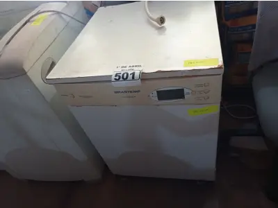 LOTE 501 - 01 LAVA-LOUÇAS MARCA BRASTEMP 220V. (NO ESTADO) ATENÇÃO! FAZER A VISITAÇÃO ANTES DE ARREMATAR, NÃO SABEMOS SE FUNCIONA. LEILÃO NÃO TEM GARANTIA E NEM DEVOLUÇÃO, SUJEITO A POSSÍVEIS AVARIAS VISÍVEIS/OCULTAS E/OU AUSÊNCIA DE COMPONENTES.