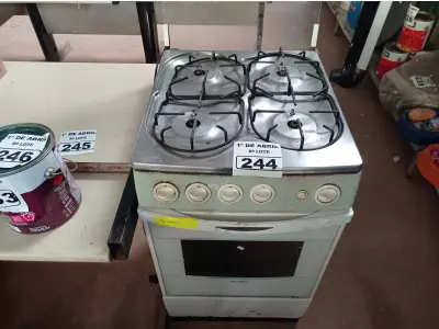 LOTE 244 - 01 FOGÃO A GÁS 04 BOCAS MARCA BRASTEMP. (NO ESTADO) ATENÇÃO! FAZER A VISITAÇÃO ANTES DE ARREMATAR, NÃO SABEMOS SE FUNCIONA. LEILÃO NÃO TEM GARANTIA E NEM DEVOLUÇÃO, SUJEITO A POSSÍVEIS AVARIAS VISÍVEIS/OCULTAS E/OU AUSÊNCIA DE COMPONENTES.