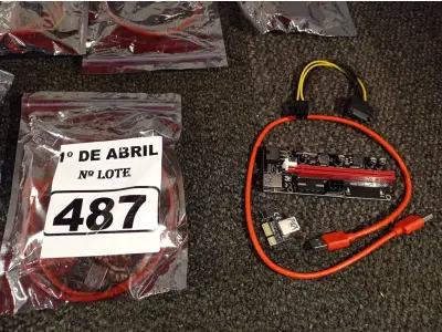 LOTE 487 - 01 LOTE COM VÁRIAS PLACAS PCI USB. (NO ESTADO) ATENÇÃO! FAZER A VISITAÇÃO ANTES DE ARREMATAR, NÃO SABEMOS SE FUNCIONA. LEILÃO NÃO TEM GARANTIA E NEM DEVOLUÇÃO, SUJEITO A POSSÍVEIS AVARIAS VISÍVEIS/OCULTAS E/OU AUSÊNCIA DE COMPONENTES.