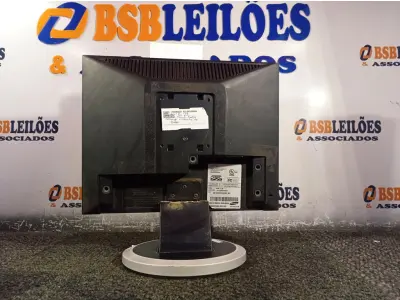 LOTE 466 - 01 MONITOR MARCA SAMSUNG. (NO ESTADO) ATENÇÃO! FAZER A VISITAÇÃO ANTES DE ARREMATAR, NÃO SABEMOS SE FUNCIONA. LEILÃO NÃO TEM GARANTIA E NEM DEVOLUÇÃO, SUJEITO A POSSÍVEIS AVARIAS VISÍVEIS/OCULTAS E/OU AUSÊNCIA DE COMPONENTES.