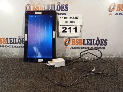 LOTE 211 - 01 TABLET KAIOMY COM CARREGADOR. (NO ESTADO) ATENÇÃO! FAZER A VISITAÇÃO ANTES DE ARREMATAR, NÃO SABEMOS SE FUNCIONA. LEILÃO NÃO TEM GARANTIA E NEM DEVOLUÇÃO, SUJEITO A POSSÍVEIS AVARIAS VISÍVEIS/OCULTAS E/OU AUSÊNCIA DE COMPONENTES.