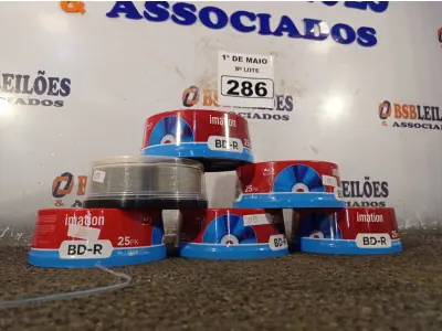 LOTE 286 - 01 LOTE COM GRANDE QUANTIDADE DE MÍDIAS VIRGEM DE BLU-RAY. (NO ESTADO) ATENÇÃO! FAZER A VISITAÇÃO ANTES DE ARREMATAR, NÃO SABEMOS SE FUNCIONA. LEILÃO NÃO TEM GARANTIA E NEM DEVOLUÇÃO, SUJEITO A POSSÍVEIS AVARIAS VISÍVEIS/OCULTAS E/OU AUSÊNCIA DE COMPONENTES.