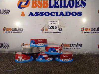 LOTE 286 - 01 LOTE COM GRANDE QUANTIDADE DE MÍDIAS VIRGEM DE BLU-RAY. (NO ESTADO) ATENÇÃO! FAZER A VISITAÇÃO ANTES DE ARREMATAR, NÃO SABEMOS SE FUNCIONA. LEILÃO NÃO TEM GARANTIA E NEM DEVOLUÇÃO, SUJEITO A POSSÍVEIS AVARIAS VISÍVEIS/OCULTAS E/OU AUSÊNCIA DE COMPONENTES.