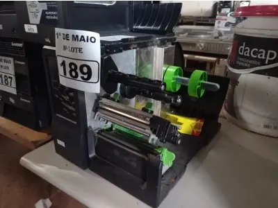 LOTE 189 - 01 IMPRESSORA DE ETIQUETAS MARCA ELGIN. (NO ESTADO) ATENÇÃO! FAZER A VISITAÇÃO ANTES DE ARREMATAR, NÃO SABEMOS SE FUNCIONA. LEILÃO NÃO TEM GARANTIA E NEM DEVOLUÇÃO, SUJEITO A POSSÍVEIS AVARIAS VISÍVEIS/OCULTAS E/OU AUSÊNCIA DE COMPONENTES.