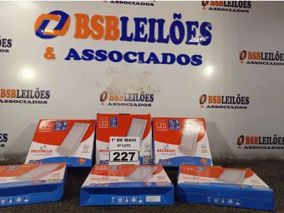 LOTE 227 - 06 LUMINÁRIAS DE LED DE EMBUTIR QUADRADA 240V 12W 6500K DECORLUX. (NOVAS) (NO ESTADO)