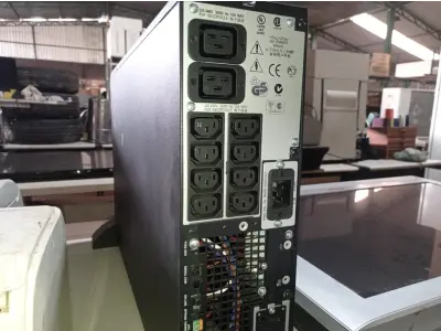 LOTE 149 - 01 NOBREAK MARCA APC SMART-UP RT 3000. (NO ESTADO) ATENÇÃO! FAZER A VISITAÇÃO ANTES DE ARREMATAR, NÃO SABEMOS SE FUNCIONA. LEILÃO NÃO TEM GARANTIA E NEM DEVOLUÇÃO, SUJEITO A POSSÍVEIS AVARIAS VISÍVEIS/OCULTAS E/OU AUSÊNCIA DE COMPONENTES.