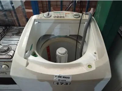 LOTE 173 - 01 MÁQUINA DE LAVAR MARCA CÔNSUL 10KG COM AVARIAS. (NO ESTADO) ATENÇÃO! FAZER A VISITAÇÃO ANTES DE ARREMATAR, NÃO SABEMOS SE FUNCIONA. LEILÃO NÃO TEM GARANTIA E NEM DEVOLUÇÃO, SUJEITO A POSSÍVEIS AVARIAS VISÍVEIS/OCULTAS E/OU AUSÊNCIA DE COMPONENTES.