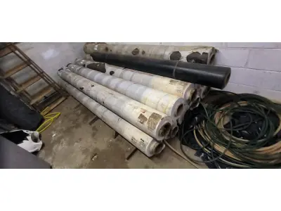 LOTE 122 - 02 ROLOS DE MANTAS REINFORCE MADE USA 3,00M X 10,00MPOLIOLEFINAS TERMOPLASTICA FLEXIVEL (NO ESTADO)