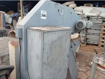 LOTE 396 - 01 TESOURA PUNCIONADEIRA FRANHO COM MOTOR TRIFÁSICO. (NO ESTADO) ATENÇÃO! FAZER A VISITAÇÃO ANTES DE ARREMATAR, NÃO SABEMOS SE FUNCIONA. LEILÃO NÃO TEM GARANTIA E NEM DEVOLUÇÃO, SUJEITO A POSSÍVEIS AVARIAS VISÍVEIS/OCULTAS E/OU AUSÊNCIA DE COMPONENTES.