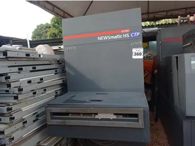 LOTE 360 - 01 MAQUINA GRÁFICA. (NO ESTADO) ATENÇÃO! FAZER A VISITAÇÃO ANTES DE ARREMATAR, NÃO SABEMOS SE FUNCIONA. LEILÃO NÃO TEM GARANTIA E NEM DEVOLUÇÃO, SUJEITO A POSSÍVEIS AVARIAS VISÍVEIS/OCULTAS E/OU AUSÊNCIA DE COMPONENTES.