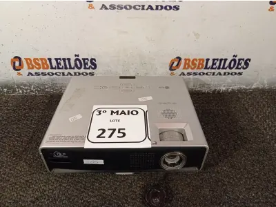 LOTE 275 - 01 PROJETOR SVGA MARCA LG MODELO DLP. (NO ESTADO) ATENÇÃO! FAZER A VISITAÇÃO ANTES DE ARREMATAR, NÃO SABEMOS SE FUNCIONA. LEILÃO NÃO TEM GARANTIA E NEM DEVOLUÇÃO, SUJEITO A POSSÍVEIS AVARIAS VISÍVEIS/OCULTAS E/OU AUSÊNCIA DE COMPONENTES.