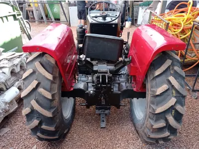 LOTE 485 - 01 MICRO TRATOR.YANMAR, 1030 HORAS, ANO 1996 (NO ESTADO) ATENÇÃO! FAZER A VISITAÇÃO ANTES DE ARREMATAR, NÃO SABEMOS SE FUNCIONA. LEILÃO NÃO TEM GARANTIA E NEM DEVOLUÇÃO, SUJEITO A POSSÍVEIS AVARIAS VISÍVEIS/OCULTAS E/OU AUSÊNCIA DE COMPONENTES.