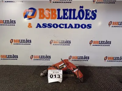 LOTE 013 - 01 PARAFUSADEIRA/FURADEIRA MARCA SCHUZ 220V. (NO ESTADO) ATENÇÃO! FAZER A VISITAÇÃO ANTES DE ARREMATAR, NÃO SABEMOS SE FUNCIONA. LEILÃO NÃO TEM GARANTIA E NEM DEVOLUÇÃO, SUJEITO A POSSÍVEIS AVARIAS VISÍVEIS/OCULTAS E/OU AUSÊNCIA DE COMPONENTES.