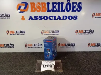 LOTE 010 - 01 LASER DE LINHAS CRUZADAS AUTONIVELANTE COM FAIXA VERDE MODELO:GLL2-12G MARCA BOSCH. (NO ESTADO) ATENÇÃO! FAZER A VISITAÇÃO ANTES DE ARREMATAR, NÃO SABEMOS SE FUNCIONA. LEILÃO NÃO TEM GARANTIA E NEM DEVOLUÇÃO, SUJEITO A POSSÍVEIS AVARIAS VISÍVEIS/OCULTAS E/OU AUSÊNCIA DE COMPONENTES.
