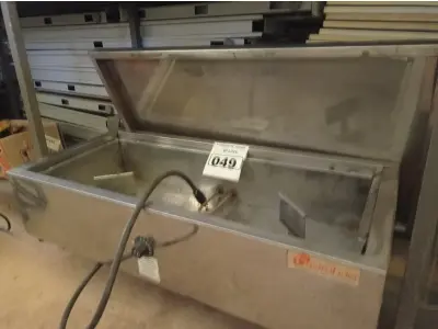 LOTE 049 - 01 BANHO MARIA INCOMPLETO EM INOX. (NO ESTADO) ATENÇÃO! FAZER A VISITAÇÃO ANTES DE ARREMATAR, NÃO SABEMOS SE FUNCIONA. LEILÃO NÃO TEM GARANTIA E NEM DEVOLUÇÃO, SUJEITO A POSSÍVEIS AVARIAS VISÍVEIS/OCULTAS E/OU AUSÊNCIA DE COMPONENTES.