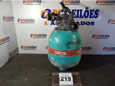 LOTE 219 - 01 FILTRO PARA PISCINA. (NO ESTADO) ATENÇÃO! FAZER A VISITAÇÃO ANTES DE ARREMATAR, NÃO SABEMOS SE FUNCIONA. LEILÃO NÃO TEM GARANTIA E NEM DEVOLUÇÃO, SUJEITO A POSSÍVEIS AVARIAS VISÍVEIS/OCULTAS E/OU AUSÊNCIA DE COMPONENTES.