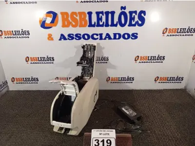LOTE 319 - 01 IMPRESSORA PARA CARTÃO COM FONTE COM AVARIAS. (NO ESTADO) ATENÇÃO! FAZER A VISITAÇÃO ANTES DE ARREMATAR, NÃO SABEMOS SE FUNCIONA. LEILÃO NÃO TEM GARANTIA E NEM DEVOLUÇÃO, SUJEITO A POSSÍVEIS AVARIAS VISÍVEIS/OCULTAS E/OU AUSÊNCIA DE COMPONENTES.