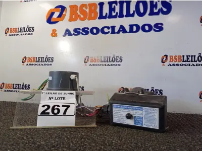 LOTE 267 - 02 AQUECEDORES PARA BANHEIRA. (NO ESTADO) ATENÇÃO! FAZER A VISITAÇÃO ANTES DE ARREMATAR, NÃO SABEMOS SE FUNCIONA. LEILÃO NÃO TEM GARANTIA E NEM DEVOLUÇÃO, SUJEITO A POSSÍVEIS AVARIAS VISÍVEIS/OCULTAS E/OU AUSÊNCIA DE COMPONENTES.
