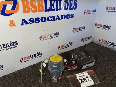 LOTE 267 - 02 AQUECEDORES PARA BANHEIRA. (NO ESTADO) ATENÇÃO! FAZER A VISITAÇÃO ANTES DE ARREMATAR, NÃO SABEMOS SE FUNCIONA. LEILÃO NÃO TEM GARANTIA E NEM DEVOLUÇÃO, SUJEITO A POSSÍVEIS AVARIAS VISÍVEIS/OCULTAS E/OU AUSÊNCIA DE COMPONENTES.