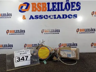 LOTE 347 - 02 AQUECEDORES PARA BANHEIRA. (NO ESTADO) ATENÇÃO! FAZER A VISITAÇÃO ANTES DE ARREMATAR, NÃO SABEMOS SE FUNCIONA. LEILÃO NÃO TEM GARANTIA E NEM DEVOLUÇÃO, SUJEITO A POSSÍVEIS AVARIAS VISÍVEIS/OCULTAS E/OU AUSÊNCIA DE COMPONENTES.