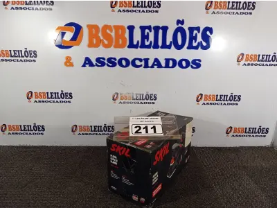 LOTE 211 - 01 PLAINA 3.14, MODELO1555 DE 550W DE POTÊNCIA E 220V MARCA SKIL. (NO ESTADO) ATENÇÃO! FAZER A VISITAÇÃO ANTES DE ARREMATAR, NÃO SABEMOS SE FUNCIONA. LEILÃO NÃO TEM GARANTIA E NEM DEVOLUÇÃO, SUJEITO A POSSÍVEIS AVARIAS VISÍVEIS/OCULTAS E/OU AUSÊNCIA DE COMPONENTES.