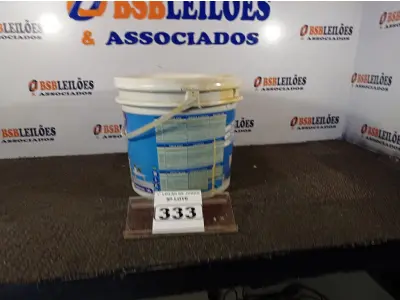 LOTE 333 - 01 GALÃO DE 16L DE MASSA ACRÍLICA MARCA STARVINIL. (NO ESTADO) ATENÇÃO! FAZER A VISITAÇÃO ANTES DE ARREMATAR, NÃO SABEMOS SE FUNCIONA. LEILÃO NÃO TEM GARANTIA E NEM DEVOLUÇÃO, SUJEITO A POSSÍVEIS AVARIAS VISÍVEIS/OCULTAS E/OU AUSÊNCIA DE COMPONENTES.