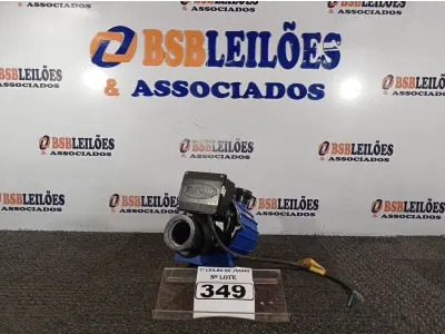LOTE 349 - 01 BOMBA D’ÁGUA 220V COM AVARIAS. (NO ESTADO) ATENÇÃO! FAZER A VISITAÇÃO ANTES DE ARREMATAR, NÃO SABEMOS SE FUNCIONA. LEILÃO NÃO TEM GARANTIA E NEM DEVOLUÇÃO, SUJEITO A POSSÍVEIS AVARIAS VISÍVEIS/OCULTAS E/OU AUSÊNCIA DE COMPONENTES.