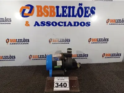 LOTE 340 - 01 MOTOR DE INDUÇÃO MONOFÁSICO DE GAIOLA 220V COM AVARIAS. (NO ESTADO) ATENÇÃO! FAZER A VISITAÇÃO ANTES DE ARREMATAR, NÃO SABEMOS SE FUNCIONA. LEILÃO NÃO TEM GARANTIA E NEM DEVOLUÇÃO, SUJEITO A POSSÍVEIS AVARIAS VISÍVEIS/OCULTAS E/OU AUSÊNCIA DE COMPONENTES.