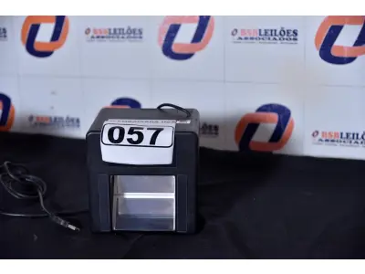 LOTE 057 - 01 SCANNER DE LEITURA DIGITAL USB. (OPTICAL DIGITAL SCANNER) AV9704V (NO ESTADO)