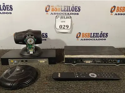 LOTE 029 - 01 EQUIPAMENTO PARA SALA DE VIDEOCONFERÊNCIA COM CONTROLE MARCA SONY AVAYA 12V. (NO ESTADO) ATENÇÃO! FAZER A VISITAÇÃO ANTES DE ARREMATAR, NÃO SABEMOS SE FUNCIONA. LEILÃO NÃO TEM GARANTIA E NEM DEVOLUÇÃO, SUJEITO A POSSÍVEIS AVARIAS VISÍVEIS/OCULTAS E/OU AUSÊNCIA DE COMPONENTES.