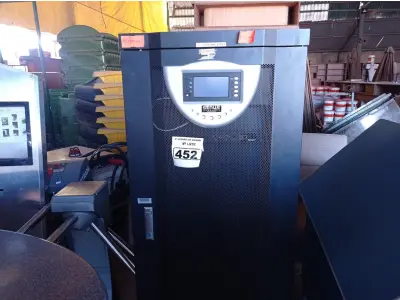 LOTE 452 - 01 NOBREAK CPD SENUS, MODELO: RP60K COM CAPACIDADE DE 60KVA 380V. (NO ESTADO) ATENÇÃO! FAZER A VISITAÇÃO ANTES DE ARREMATAR, NÃO SABEMOS SE FUNCIONA. LEILÃO NÃO TEM GARANTIA E NEM DEVOLUÇÃO, SUJEITO A POSSÍVEIS AVARIAS VISÍVEIS/OCULTAS E/OU AUSÊNCIA DE COMPONENTES.