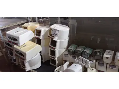 LOTE 290 - 01 LOTE COM GRANDE QUANTIDADE DE DISPENSES. (NO ESTADO) ATENÇÃO! FAZER A VISITAÇÃO ANTES DE ARREMATAR, NÃO SABEMOS SE FUNCIONA. LEILÃO NÃO TEM GARANTIA E NEM DEVOLUÇÃO, SUJEITO A POSSÍVEIS AVARIAS VISÍVEIS/OCULTAS E/OU AUSÊNCIA DE COMPONENTES.
