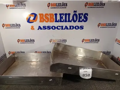 LOTE 050 - 02 BANDEJAS DE INOX. (NO ESTADO) ATENÇÃO! FAZER A VISITAÇÃO ANTES DE ARREMATAR, NÃO SABEMOS SE FUNCIONA. LEILÃO NÃO TEM GARANTIA E NEM DEVOLUÇÃO, SUJEITO A POSSÍVEIS AVARIAS VISÍVEIS/OCULTAS E/OU AUSÊNCIA DE COMPONENTES.