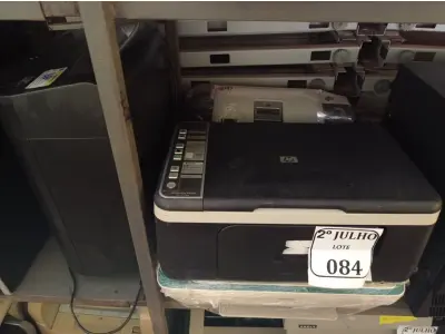 LOTE 084 - 04 IMPRESSORAS MARCA HP E 01 FRAGMENTADORA DE PAPEL PARA RETIRADA DE PEÇAS. (NO ESTADO) ATENÇÃO! FAZER A VISITAÇÃO ANTES DE ARREMATAR, NÃO SABEMOS SE FUNCIONA. LEILÃO NÃO TEM GARANTIA E NEM DEVOLUÇÃO, SUJEITO A POSSÍVEIS AVARIAS VISÍVEIS/OCULTAS E/OU AUSÊNCIA DE COMPONENTES.