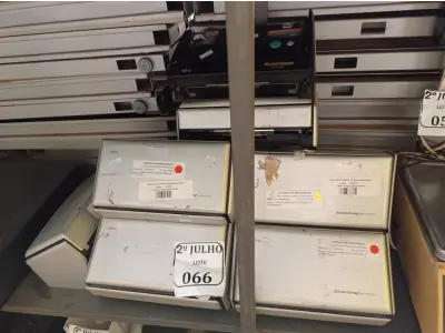 LOTE 066 - 09 SCANNERS, SENDO 08 S1500 E 01 S510 MARCA FUJITSU. (NO ESTADO) ATENÇÃO! FAZER A VISITAÇÃO ANTES DE ARREMATAR, NÃO SABEMOS SE FUNCIONA. LEILÃO NÃO TEM GARANTIA E NEM DEVOLUÇÃO, SUJEITO A POSSÍVEIS AVARIAS VISÍVEIS/OCULTAS E/OU AUSÊNCIA DE COMPONENTES.