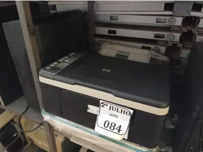 LOTE 084 - 04 IMPRESSORAS MARCA HP E 01 FRAGMENTADORA DE PAPEL PARA RETIRADA DE PEÇAS. (NO ESTADO) ATENÇÃO! FAZER A VISITAÇÃO ANTES DE ARREMATAR, NÃO SABEMOS SE FUNCIONA. LEILÃO NÃO TEM GARANTIA E NEM DEVOLUÇÃO, SUJEITO A POSSÍVEIS AVARIAS VISÍVEIS/OCULTAS E/OU AUSÊNCIA DE COMPONENTES.