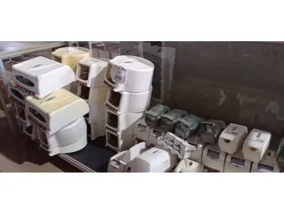 LOTE 290 - 01 LOTE COM GRANDE QUANTIDADE DE DISPENSES. (NO ESTADO) ATENÇÃO! FAZER A VISITAÇÃO ANTES DE ARREMATAR, NÃO SABEMOS SE FUNCIONA. LEILÃO NÃO TEM GARANTIA E NEM DEVOLUÇÃO, SUJEITO A POSSÍVEIS AVARIAS VISÍVEIS/OCULTAS E/OU AUSÊNCIA DE COMPONENTES.