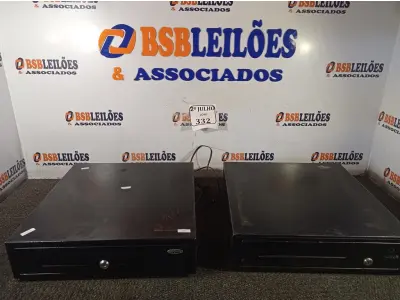 LOTE 332 - 02 CAIXA REGISTRADORAS. (NO ESTADO) ATENÇÃO! FAZER A VISITAÇÃO ANTES DE ARREMATAR, NÃO SABEMOS SE FUNCIONA. LEILÃO NÃO TEM GARANTIA E NEM DEVOLUÇÃO, SUJEITO A POSSÍVEIS AVARIAS VISÍVEIS/OCULTAS E/OU AUSÊNCIA DE COMPONENTES.