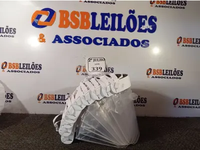 LOTE 339 - 10 MÁSCARAS DE PROTEÇÃO (NO ESTADO) ATENÇÃO! FAZER A VISITAÇÃO ANTES DE ARREMATAR, NÃO SABEMOS SE FUNCIONA. LEILÃO NÃO TEM GARANTIA E NEM DEVOLUÇÃO, SUJEITO A POSSÍVEIS AVARIAS VISÍVEIS/OCULTAS E/OU AUSÊNCIA DE COMPONENTES.