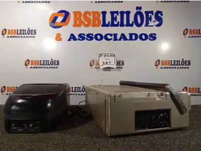LOTE 347 - 01 TV/RADIO PRECISION E 01 TV/RADIO/CASSETE BAKOSONIC (ANTIGO E FUNCIONANDO) (NO ESTADO) ATENÇÃO! FAZER A VISITAÇÃO ANTES DE ARREMATAR, NÃO SABEMOS SE FUNCIONA. LEILÃO NÃO TEM GARANTIA E NEM DEVOLUÇÃO, SUJEITO A POSSÍVEIS AVARIAS VISÍVEIS/OCULTAS E/OU AUSÊNCIA DE COMPONENTES.