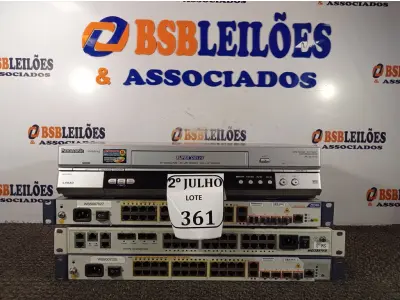 LOTE 361 - 03 SWITCHES COM PORTA DE FIBRA E 01 GHZ  PANASONIC (NO ESTADO) ATENÇÃO! FAZER A VISITAÇÃO ANTES DE ARREMATAR, NÃO SABEMOS SE FUNCIONA. LEILÃO NÃO TEM GARANTIA E NEM DEVOLUÇÃO, SUJEITO A POSSÍVEIS AVARIAS VISÍVEIS/OCULTAS E/OU AUSÊNCIA DE COMPONENTES.