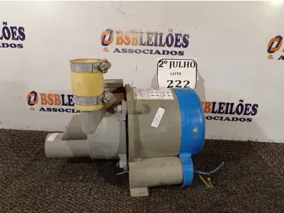 LOTE 222 - 01 MOTOR DE INDUÇÃO MONOFÁSICO GAIOLA (NO ESTADO) ATENÇÃO! FAZER A VISITAÇÃO ANTES DE ARREMATAR, NÃO SABEMOS SE FUNCIONA. LEILÃO NÃO TEM GARANTIA E NEM DEVOLUÇÃO, SUJEITO A POSSÍVEIS AVARIAS VISÍVEIS/OCULTAS E/OU AUSÊNCIA DE COMPONENTES.