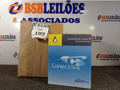 LOTE 189 - 05 KITS DE SISTEMA OPERACIONAL E APLICATIVOS PARA ESTAÇÕES DE TRABALHO E SERVIDORES. (NO ESTADO) ATENÇÃO! FAZER A VISITAÇÃO ANTES DE ARREMATAR, NÃO SABEMOS SE FUNCIONA. LEILÃO NÃO TEM GARANTIA E NEM DEVOLUÇÃO, SUJEITO A POSSÍVEIS AVARIAS VISÍVEIS/OCULTAS E/OU AUSÊNCIA DE COMPONENTES.