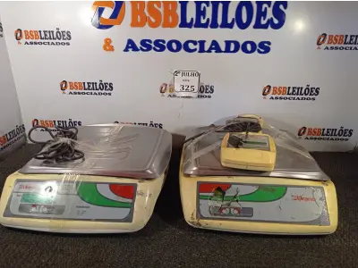 LOTE 325 - 02 BALANÇAS DIGITAIS URANO (NO ESTADO) ATENÇÃO! FAZER A VISITAÇÃO ANTES DE ARREMATAR, NÃO SABEMOS SE FUNCIONA. LEILÃO NÃO TEM GARANTIA E NEM DEVOLUÇÃO, SUJEITO A POSSÍVEIS AVARIAS VISÍVEIS/OCULTAS E/OU AUSÊNCIA DE COMPONENTES.