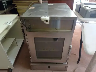 LOTE 336 - 01 FORNO ELÉTRICO HENNY PENNY MOD:HHC-983 240VOLTS (NO ESTADO) ATENÇÃO! FAZER A VISITAÇÃO ANTES DE ARREMATAR, NÃO SABEMOS SE FUNCIONA. LEILÃO NÃO TEM GARANTIA E NEM DEVOLUÇÃO, SUJEITO A POSSÍVEIS AVARIAS VISÍVEIS/OCULTAS E/OU AUSÊNCIA DE COMPONENTES.