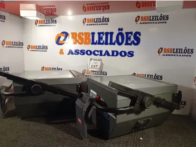 LOTE 137 - 02 RETROPROJETORES MARCA TES .(NO ESTADO) ATENÇÃO! FAZER A VISITAÇÃO ANTES DE ARREMATAR, NÃO SABEMOS SE FUNCIONA. LEILÃO NÃO TEM GARANTIA E NEM DEVOLUÇÃO, SUJEITO A POSSÍVEIS AVARIAS VISÍVEIS/OCULTAS E/OU AUSÊNCIA DE COMPONENTES.