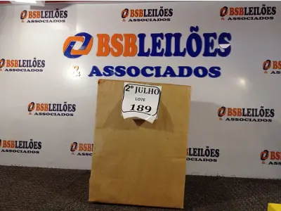 LOTE 189 - 05 KITS DE SISTEMA OPERACIONAL E APLICATIVOS PARA ESTAÇÕES DE TRABALHO E SERVIDORES. (NO ESTADO) ATENÇÃO! FAZER A VISITAÇÃO ANTES DE ARREMATAR, NÃO SABEMOS SE FUNCIONA. LEILÃO NÃO TEM GARANTIA E NEM DEVOLUÇÃO, SUJEITO A POSSÍVEIS AVARIAS VISÍVEIS/OCULTAS E/OU AUSÊNCIA DE COMPONENTES.