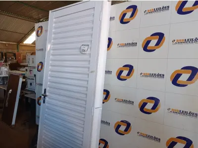 LOTE 156 - 5.211 - PORTA VEN APD BRANCA 085X215 ESQ REQ12 HAIALA NOVO. (NO ESTADO)