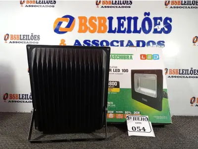 LOTE 054 - 02 REFLETORES TR LED 100W 3000K PRETO – TASHIBRA NOVO. (NO ESTADO)