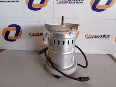 LOTE 234 - 01 BASE DE LIQUIDIFICADOR INDUSTRIAL MARCA SKYMSEN.  (NO ESTADO) ATENÇÃO! FAZER A VISITAÇÃO ANTES DE ARREMATAR, NÃO SABEMOS SE FUNCIONA. LEILÃO NÃO TEM GARANTIA E NEM DEVOLUÇÃO, SUJEITO A POSSÍVEIS AVARIAS VISÍVEIS/OCULTAS E/OU AUSÊNCIA DE COMPONENTES.
